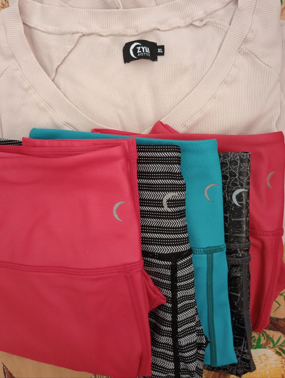 ZYIA bundle!!